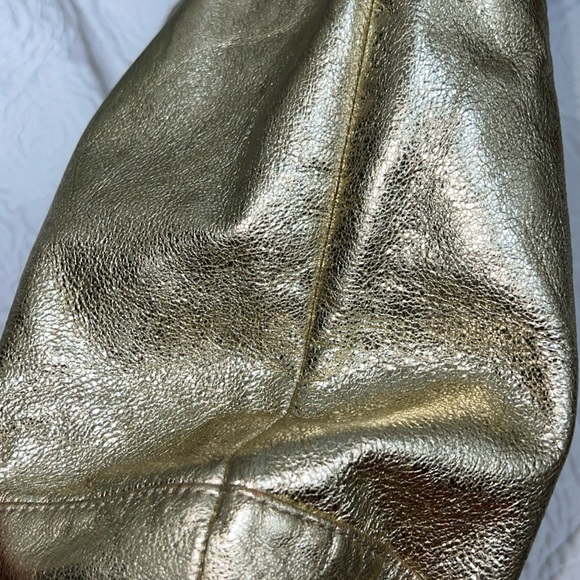 Coach Poppy Metallic Gold with Pink Lining - Picture 8 of 13